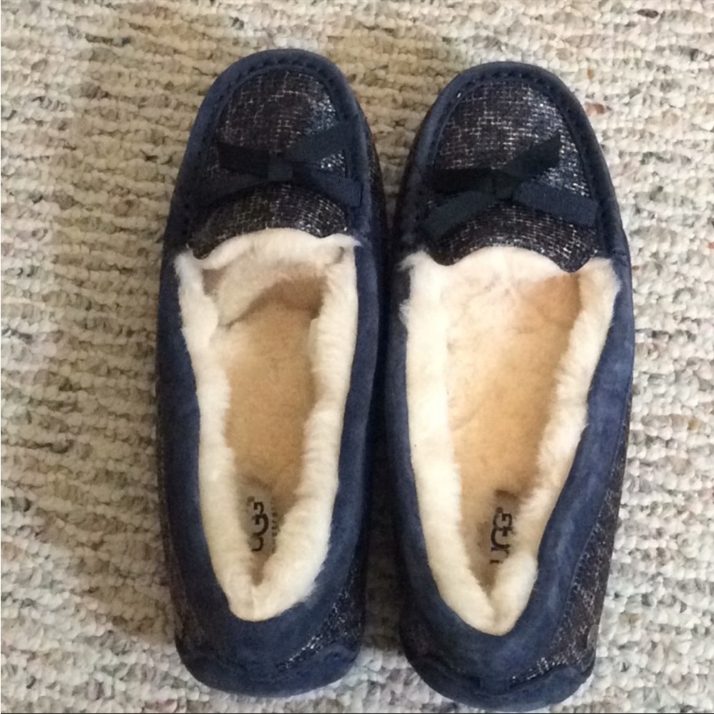 🆕 UGG blue gold ribbon moccasin loafers slippers